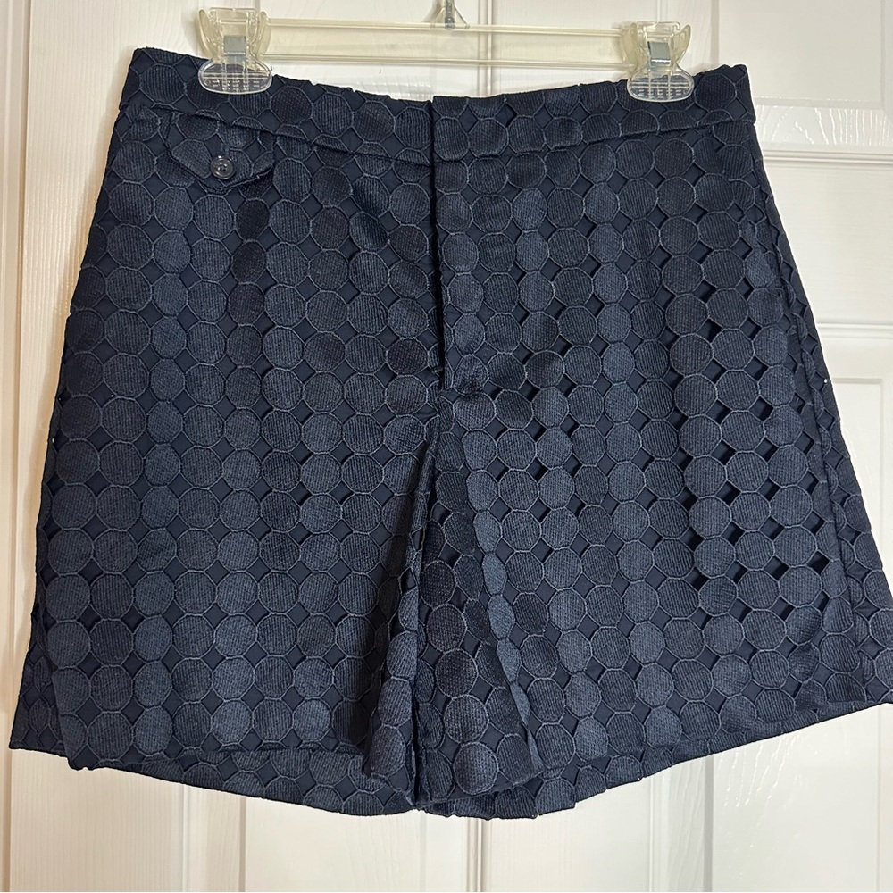 BANANA REPUBLIC Navy Blue Eyelet Overlay Dress Shorts * SZ 6